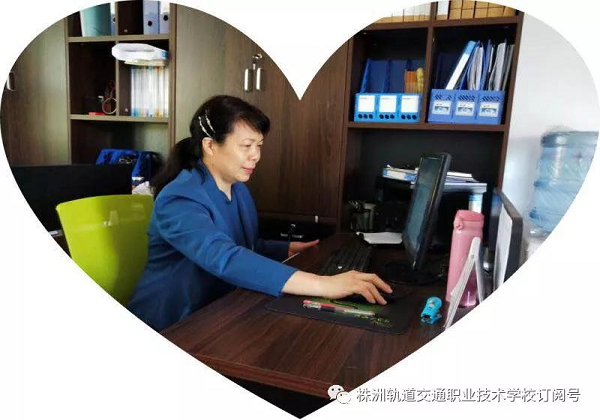 三尺講臺(tái)，感恩有你系列報(bào)道-“為師表，如慈母，愛(ài)幼雛” 記教務(wù)科科長(zhǎng)唐小軍老師